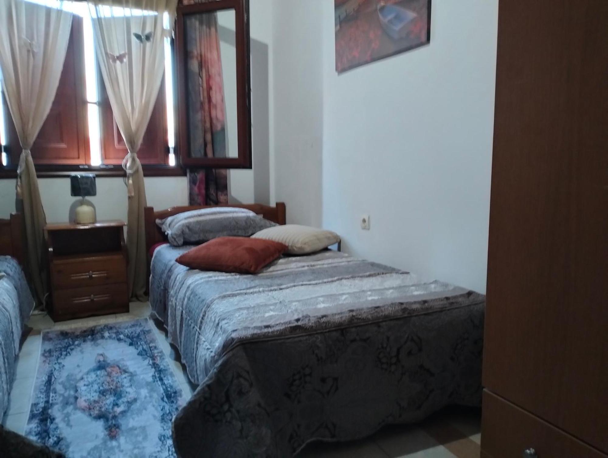 Old House Apartment Paradisi  ภายนอก รูปภาพ