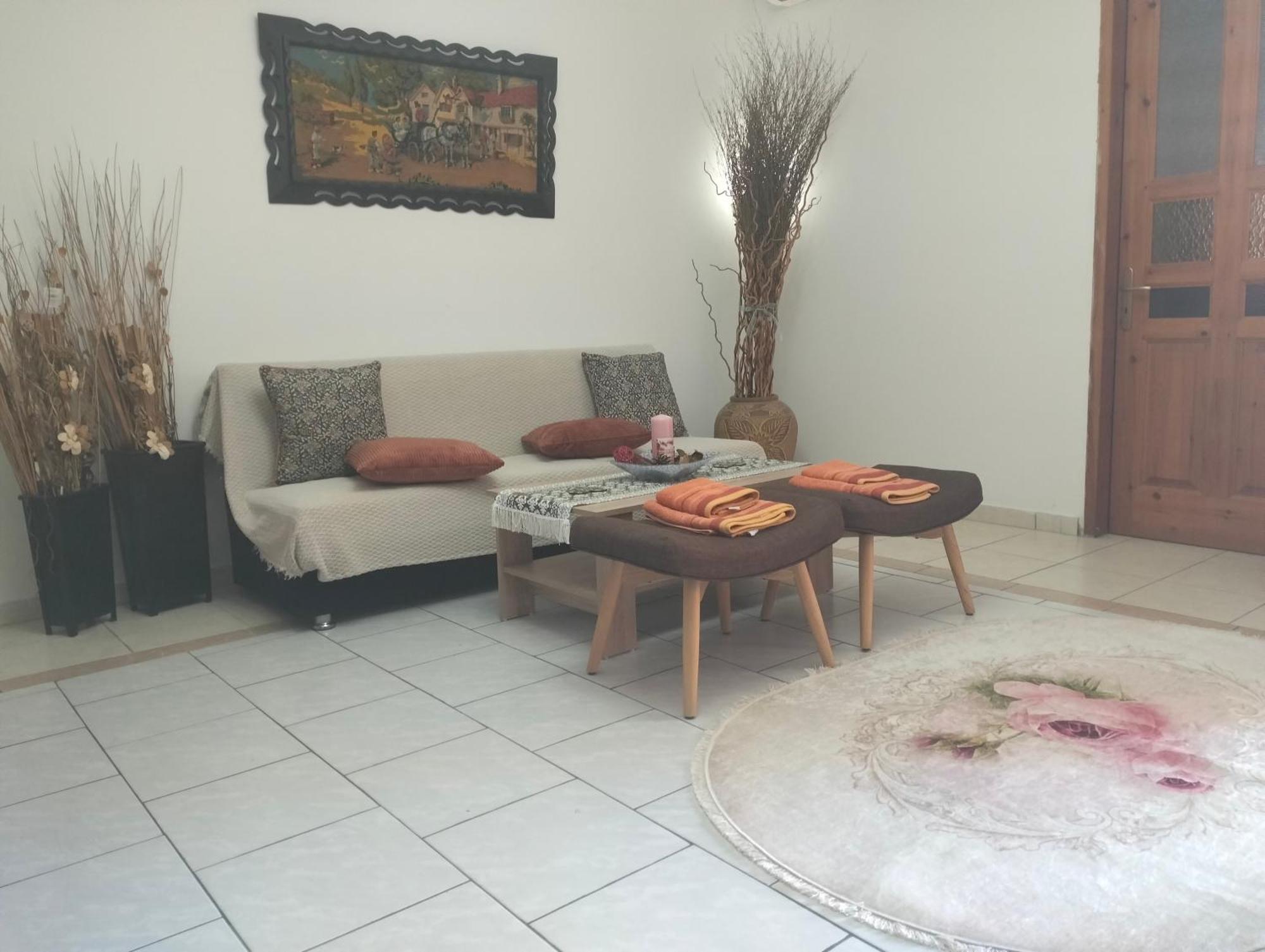 Old House Apartment Paradisi  ภายนอก รูปภาพ